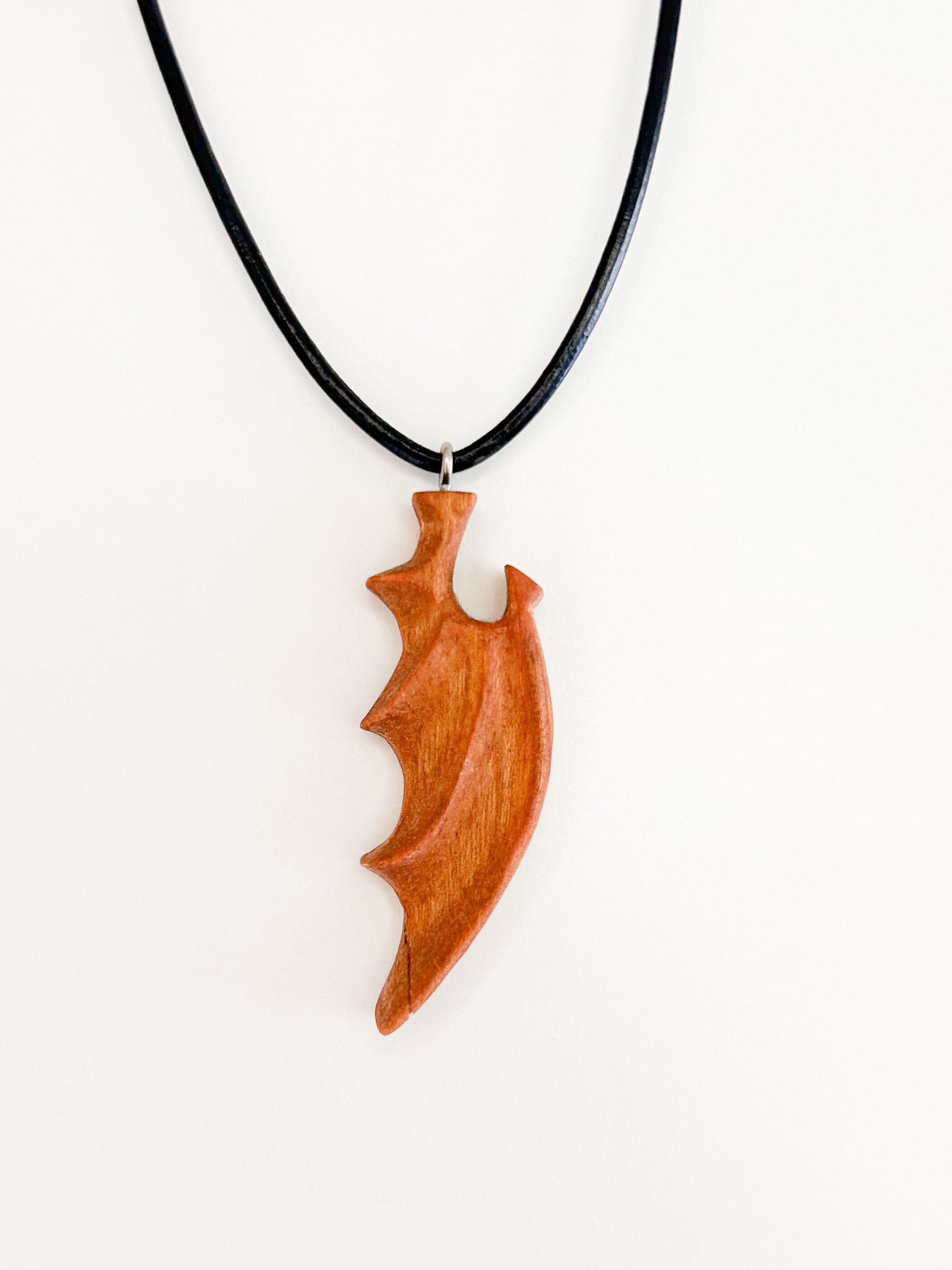 Kette mit Drachenflügel Kette mit Drachenflügel
